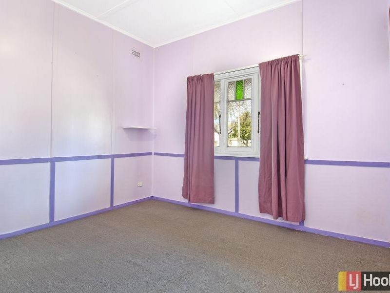 4 Alice Street, Queanbeyan NSW 2620