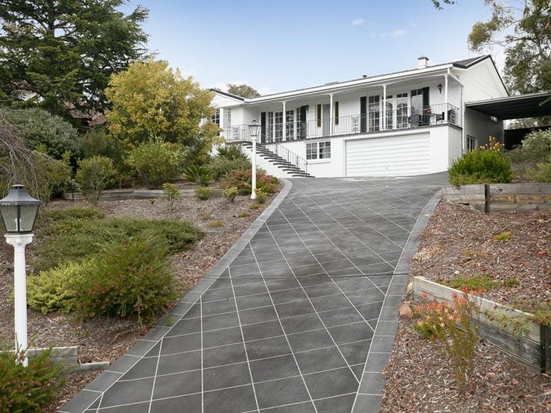 4 Johnson Place, Queanbeyan NSW 2620