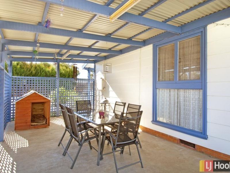 2 Hakea Street, Queanbeyan NSW 2620