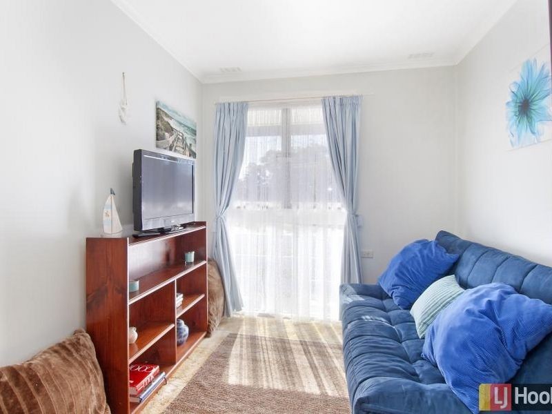 2 Hakea Street, Queanbeyan NSW 2620