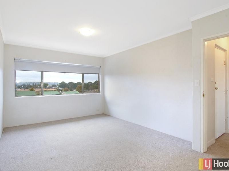 18/67 Macquoid Street, Queanbeyan NSW 2620
