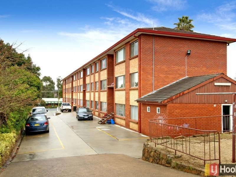 18/67 Macquoid Street, Queanbeyan NSW 2620