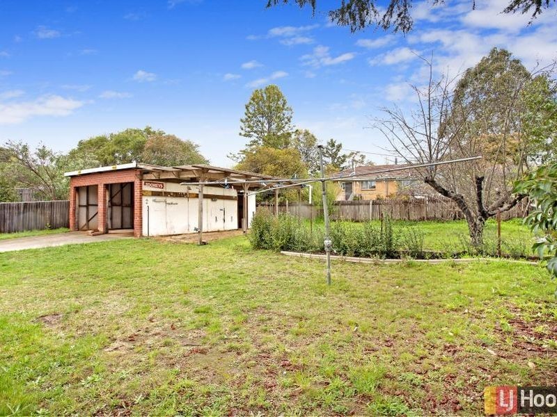 18 O’Hanlon Road, Queanbeyan NSW 2620