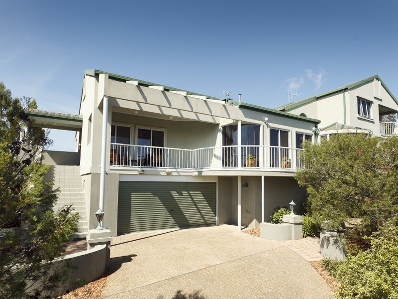 6 Mol Crescent, Queanbeyan NSW 2620