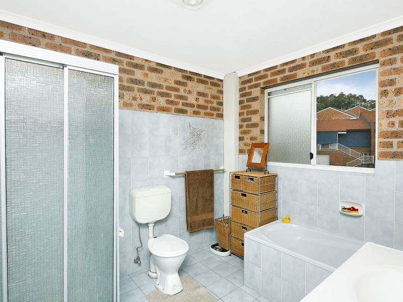 1/2 Doyle Place, Queanbeyan NSW 2620