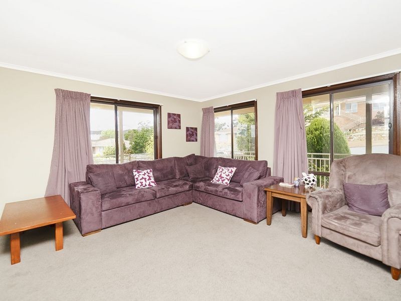83 Barracks Flat Drive, Queanbeyan NSW 2620