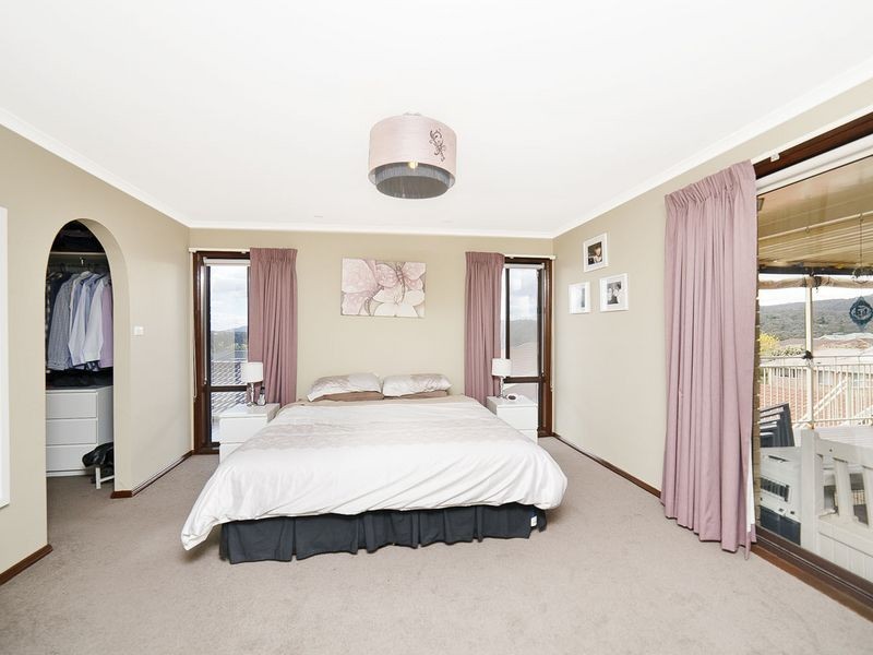 83 Barracks Flat Drive, Queanbeyan NSW 2620