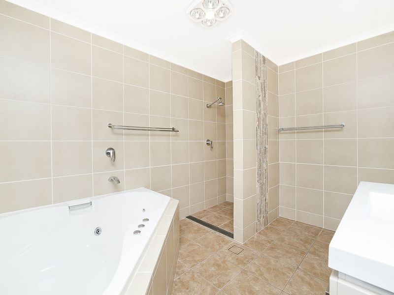 83 Barracks Flat Drive, Queanbeyan NSW 2620