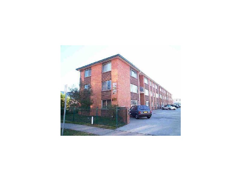 13/12 Morrissett Street, Queanbeyan NSW 2620