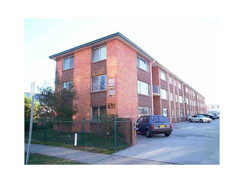 13/12 Morrissett Street, Queanbeyan NSW 2620