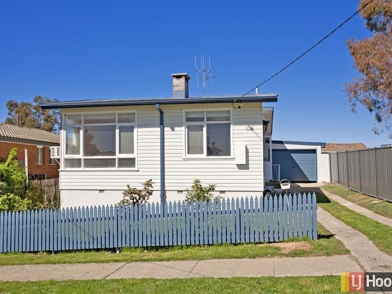 5 Derrima Road, Queanbeyan NSW 2620