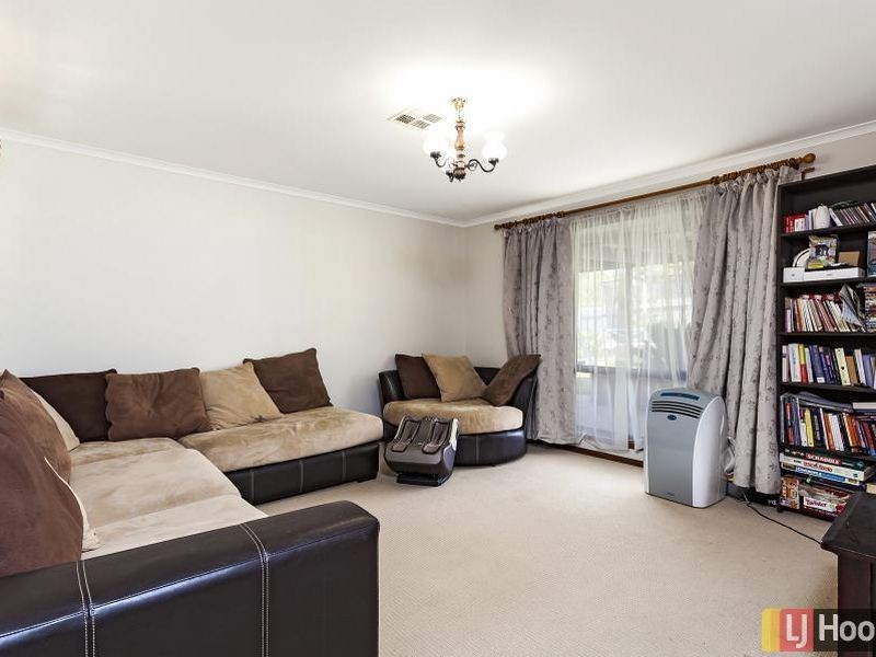 4 Steel Place, Queanbeyan NSW 2620