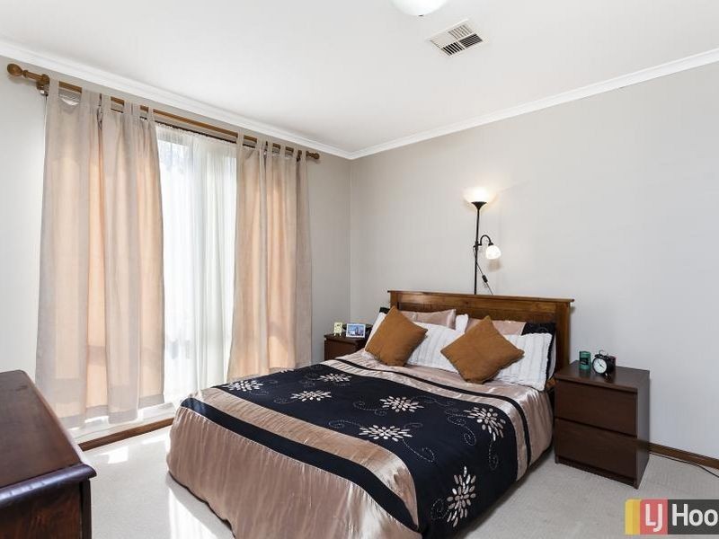 4 Steel Place, Queanbeyan NSW 2620