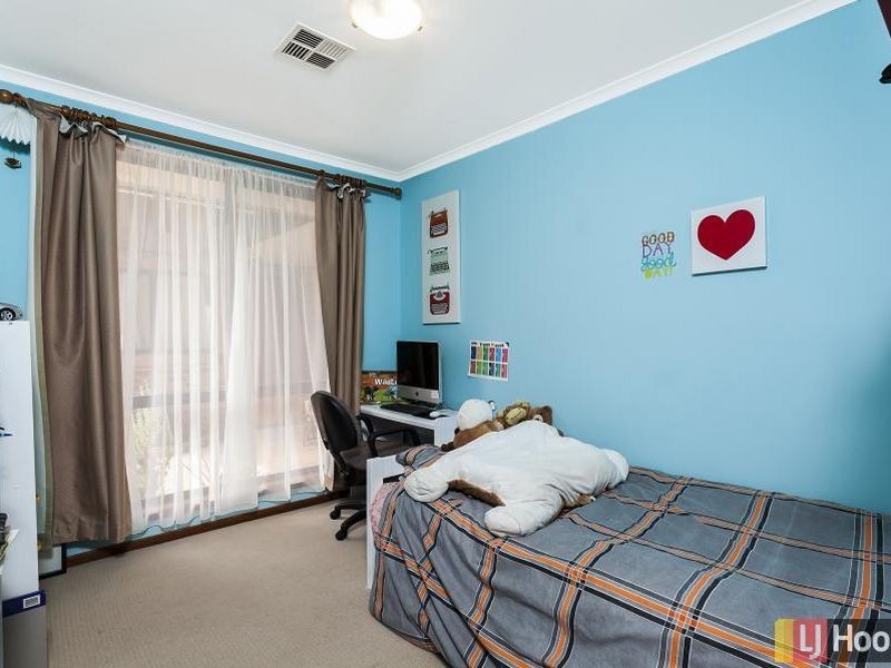 4 Steel Place, Queanbeyan NSW 2620