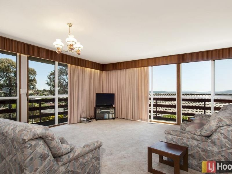 7 Eecen Road, Queanbeyan NSW 2620