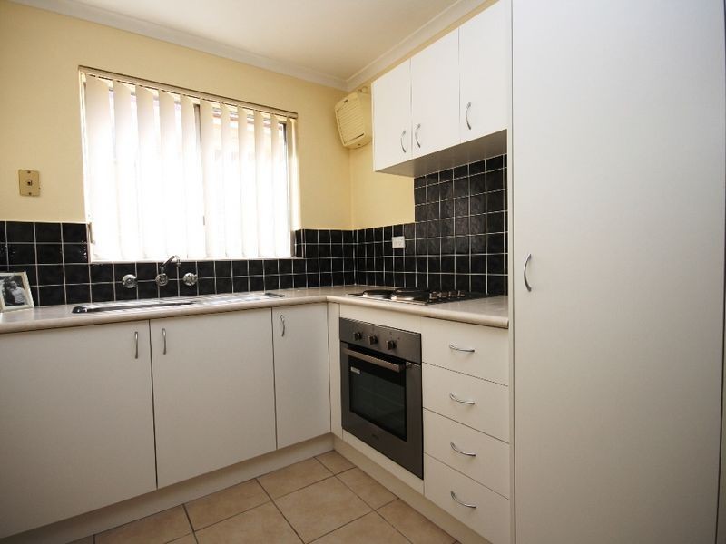 5/26 McKeahnie Street, Queanbeyan NSW 2620