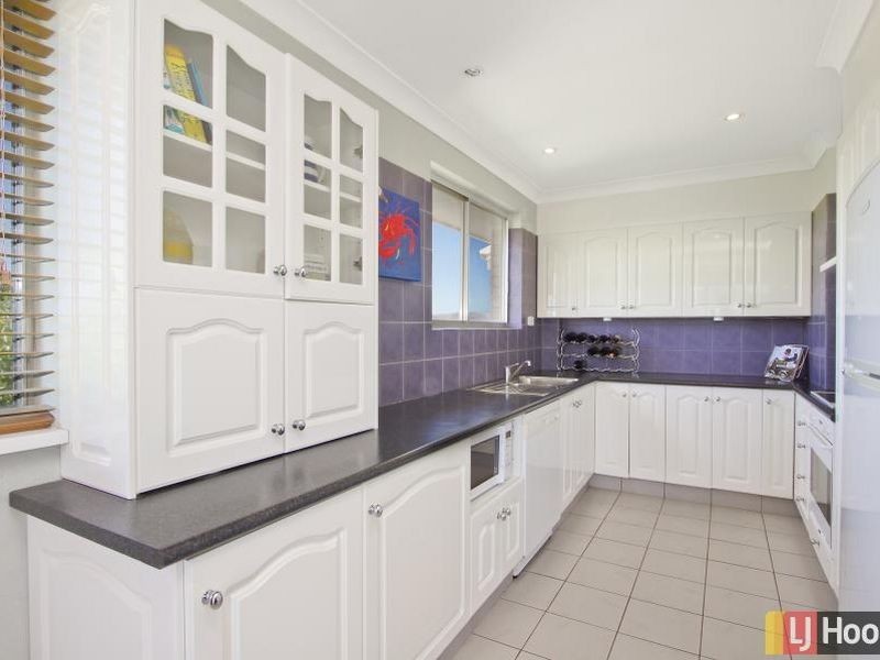 3/5 Davison Street, Queanbeyan NSW 2620