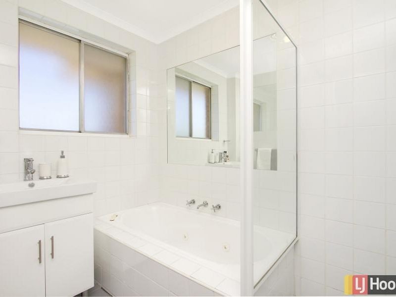 3/5 Davison Street, Queanbeyan NSW 2620