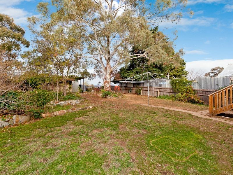 62 Agnes Avenue, Queanbeyan NSW 2620