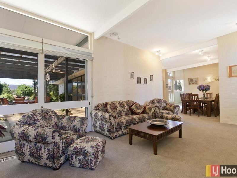 10 Parr Place, Queanbeyan NSW 2620