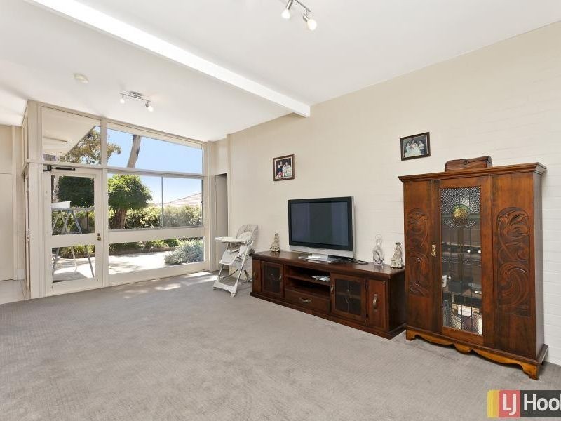 10 Parr Place, Queanbeyan NSW 2620