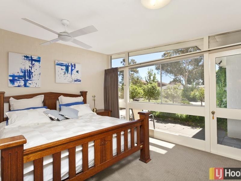 10 Parr Place, Queanbeyan NSW 2620