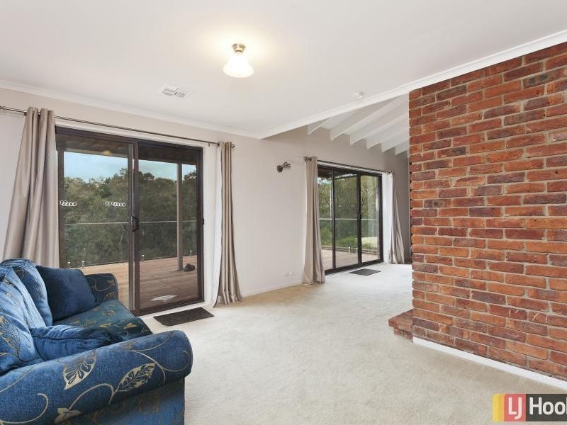 7 Considine Close, Booroomba NSW 2620