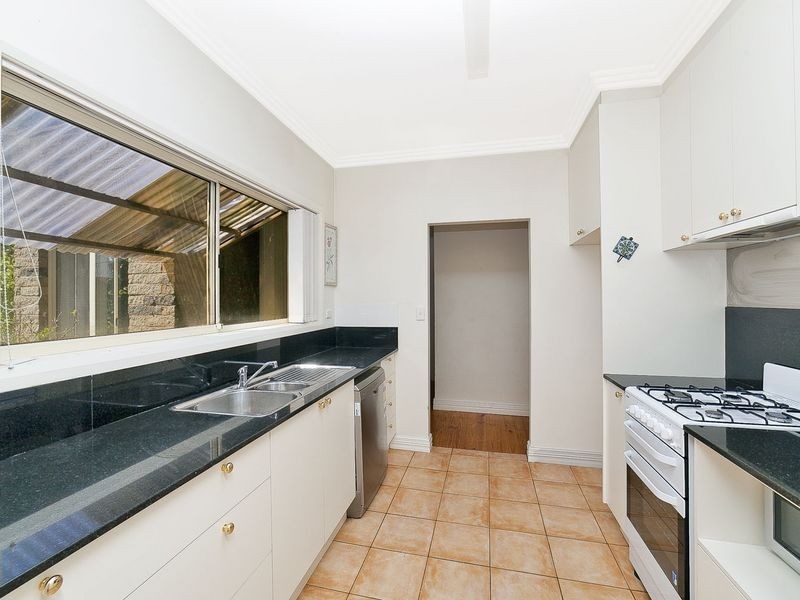 38 Derrima Road, Queanbeyan NSW 2620