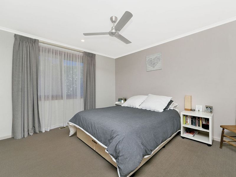 77 Munro Road, Queanbeyan NSW 2620