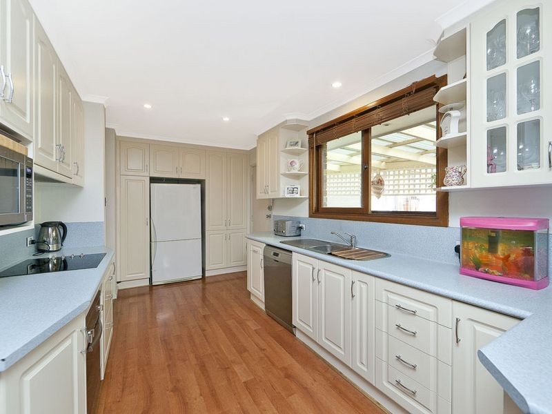 77 Munro Road, Queanbeyan NSW 2620