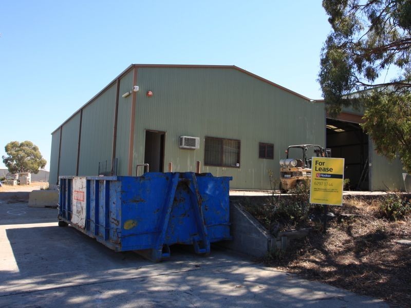 7a Barrow Place, Queanbeyan NSW 2620