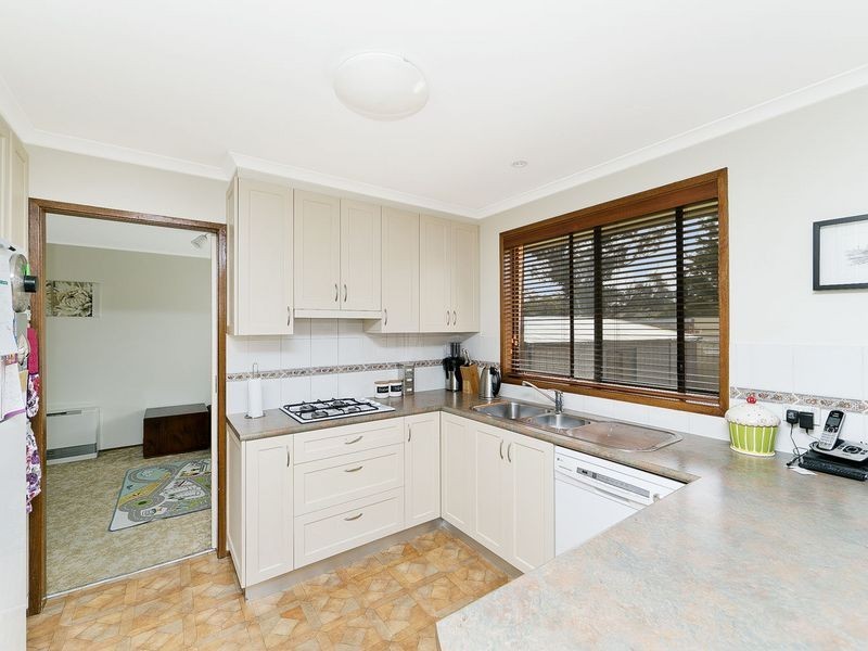 14 Robertson Street, Queanbeyan NSW 2620