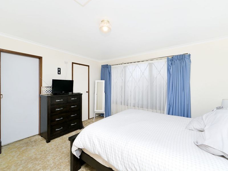 14 Robertson Street, Queanbeyan NSW 2620