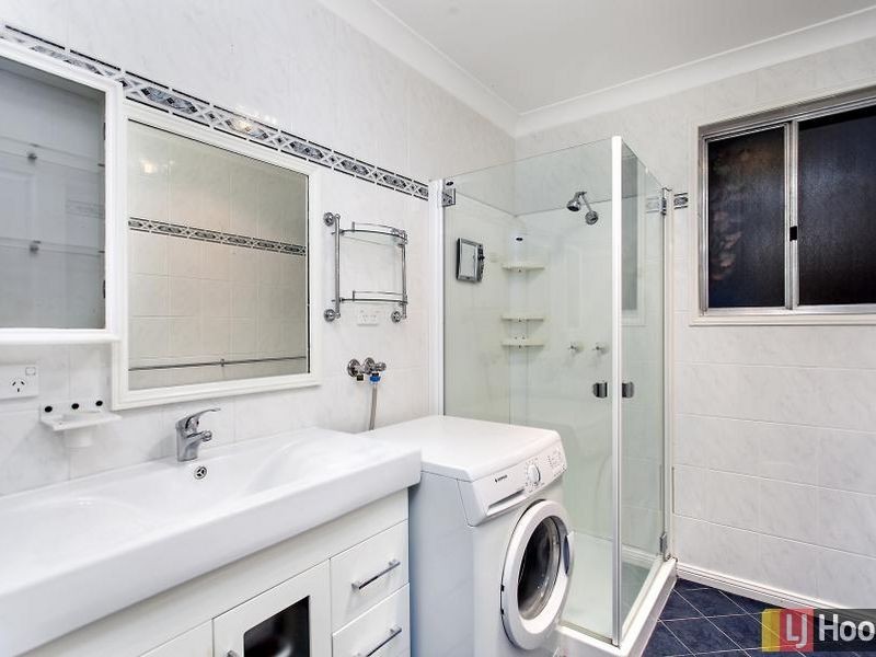 6 Wilgabar Way, Queanbeyan NSW 2620