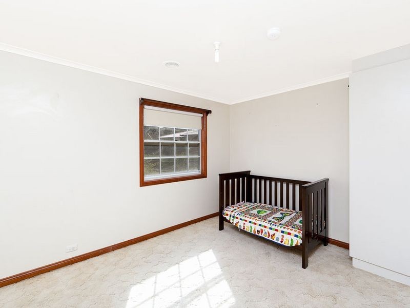 32 Candlebark Road, Queanbeyan NSW 2620