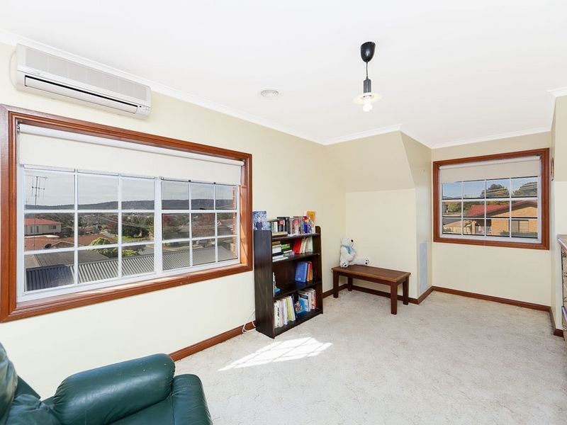 32 Candlebark Road, Queanbeyan NSW 2620