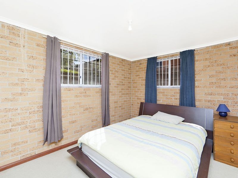 32 Candlebark Road, Queanbeyan NSW 2620