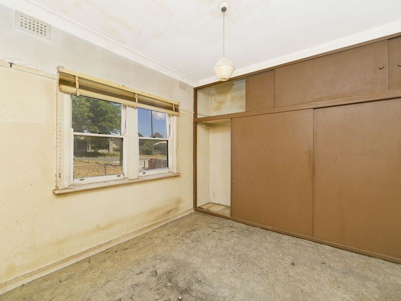 28 McIntosh Street, Queanbeyan NSW 2620