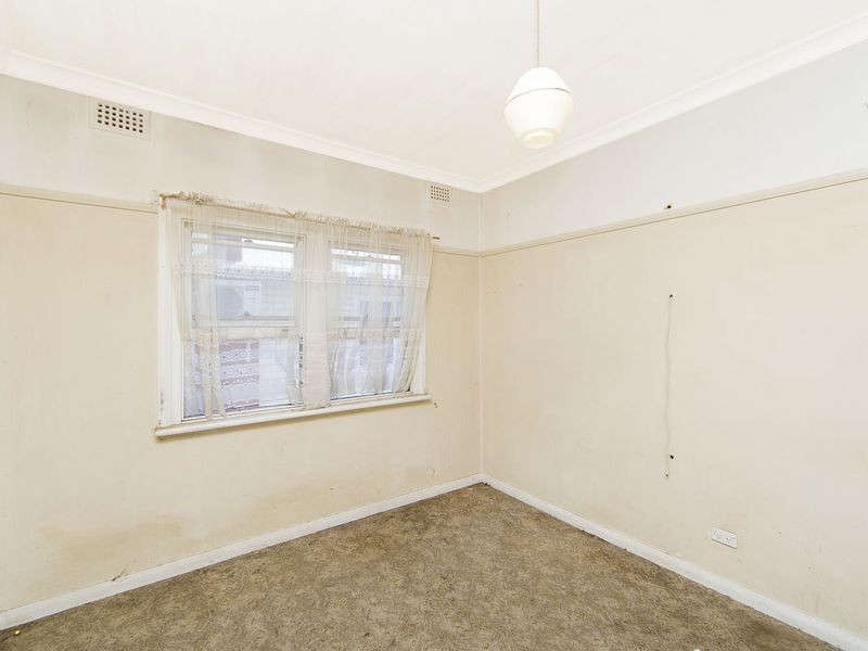 28 McIntosh Street, Queanbeyan NSW 2620