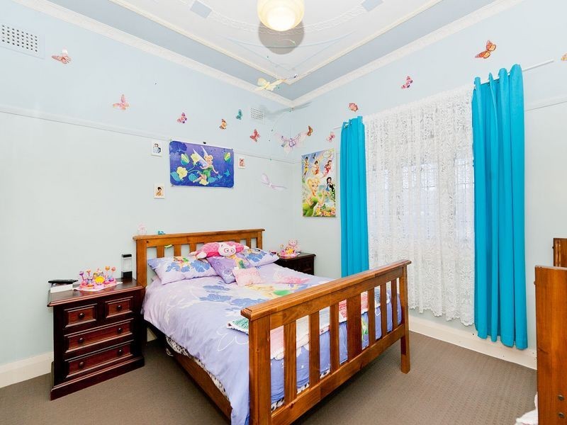 75 Stornaway Road, Queanbeyan NSW 2620