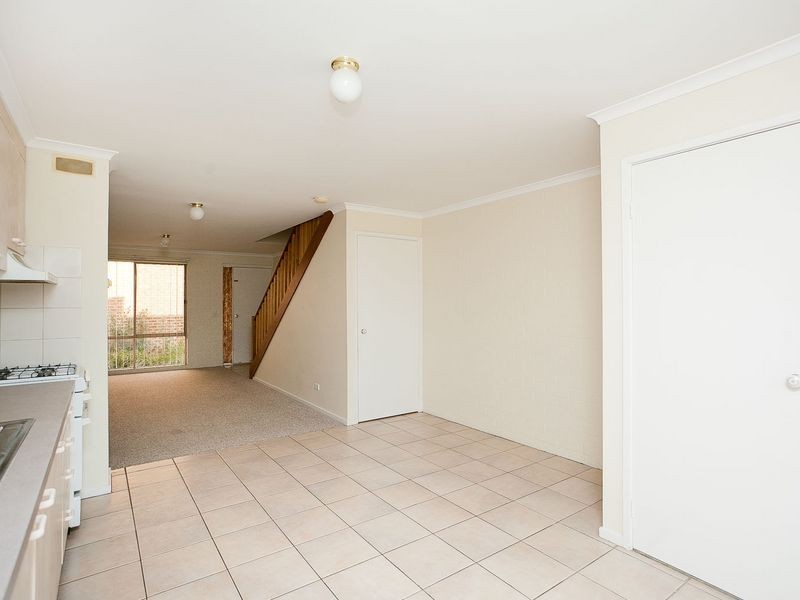 9/1A Davison Street, Queanbeyan NSW 2620
