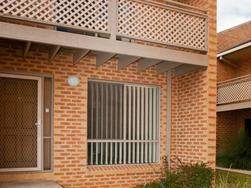 9/1A Davison Street, Queanbeyan NSW 2620