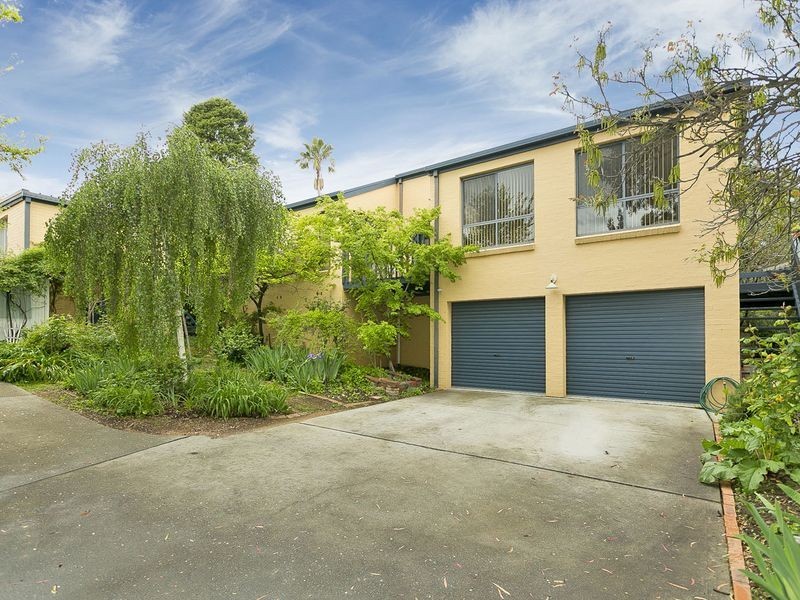 11 Blundell Street, Queanbeyan NSW 2620