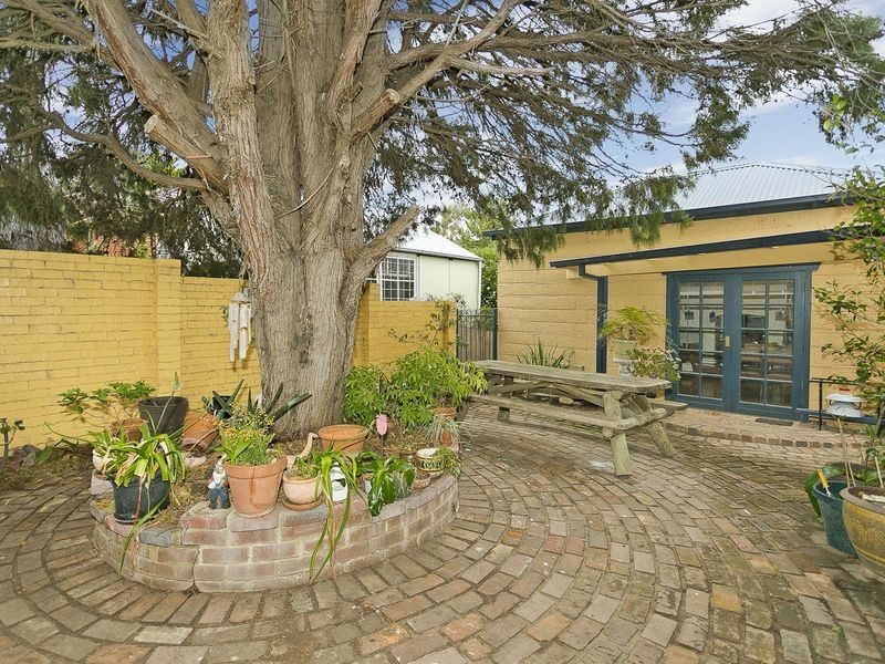 11 Blundell Street, Queanbeyan NSW 2620