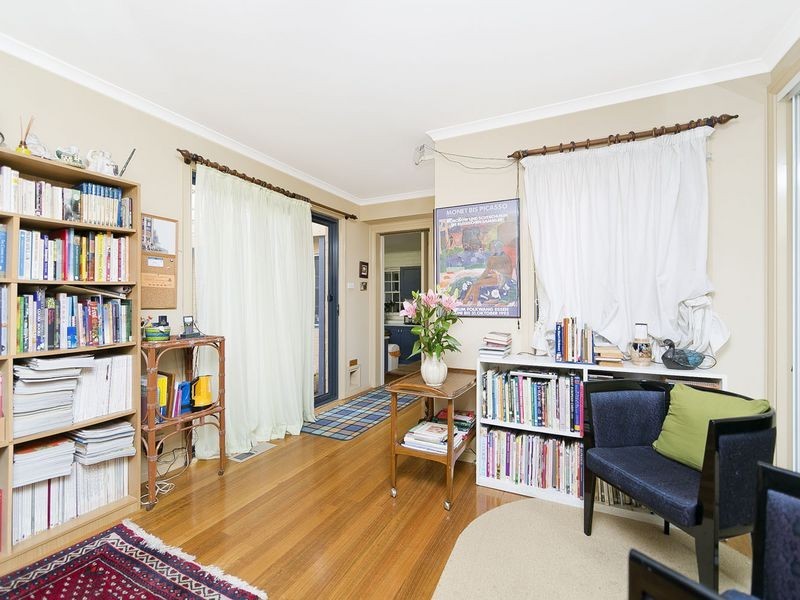 11 Blundell Street, Queanbeyan NSW 2620