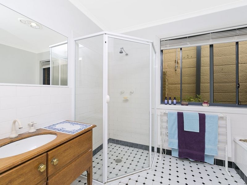 11 Blundell Street, Queanbeyan NSW 2620
