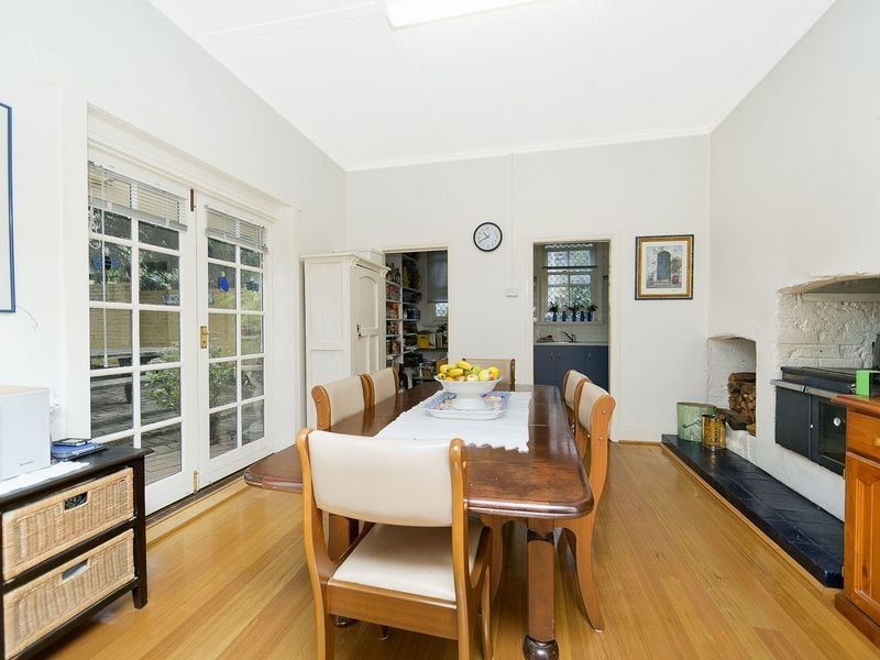 11 Blundell Street, Queanbeyan NSW 2620