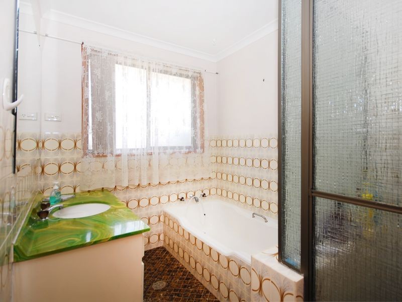 81 Tharwa Road, Queanbeyan NSW 2620