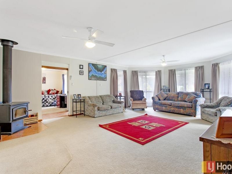 180 Foxlow Street, Captains Flat NSW 2623