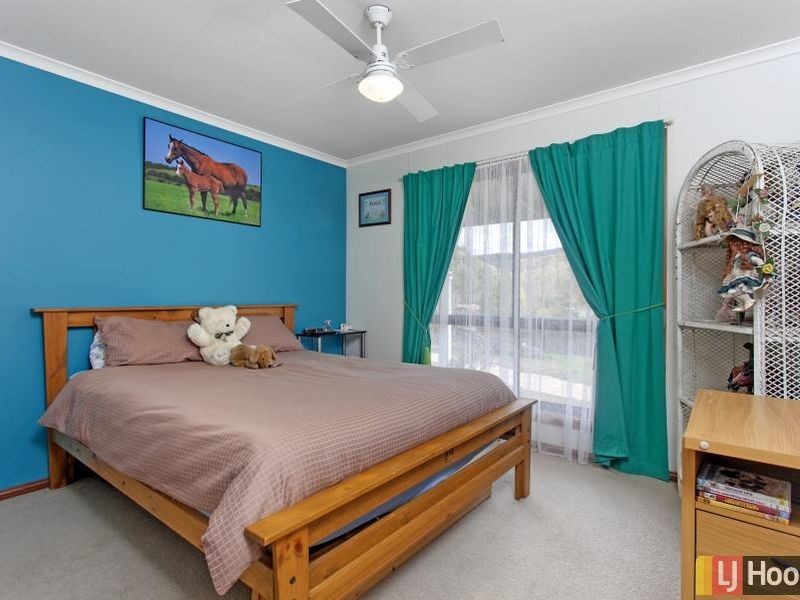 180 Foxlow Street, Captains Flat NSW 2623